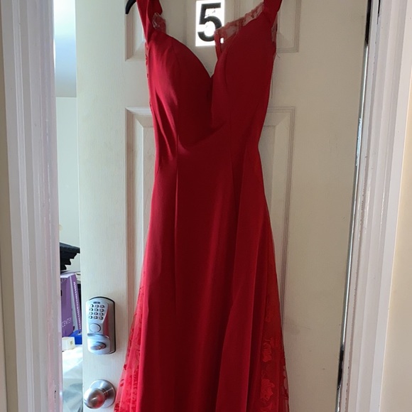 Red prom dress - Picture 2 of 6